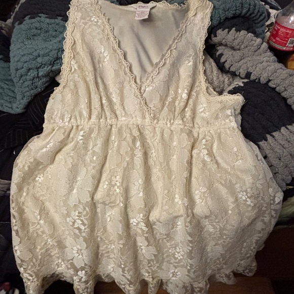 Candie's Tops - Vintage Candies Lace top